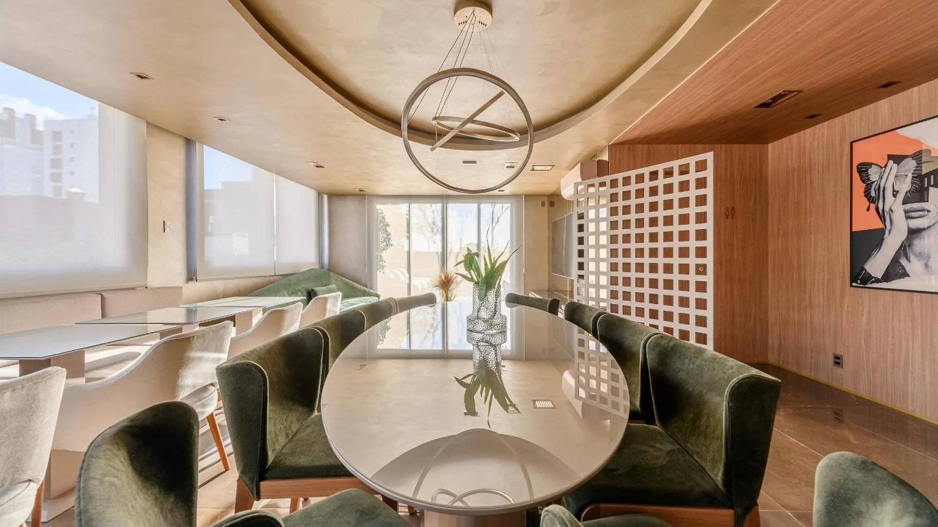 Estudio Moderno Em Area Nobre De Porto Alegre - Conforto E Aconchego Em Cada Detalhe 0*,  Brazil