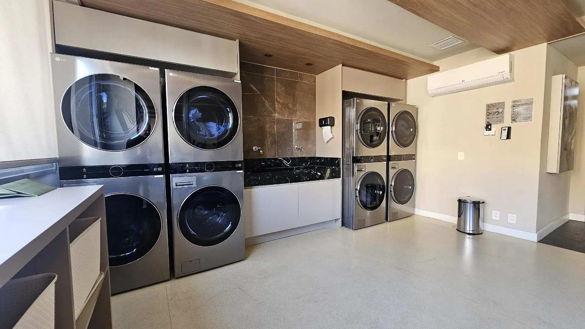 Apartmán Estudio Moderno Em Area Nobre De Porto Alegre - Conforto E Aconchego Em Cada Detalhe